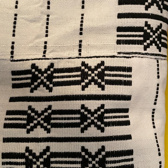 K29 Authentic Handmade African Kente Cloth Fabric - Picture 2 of 2